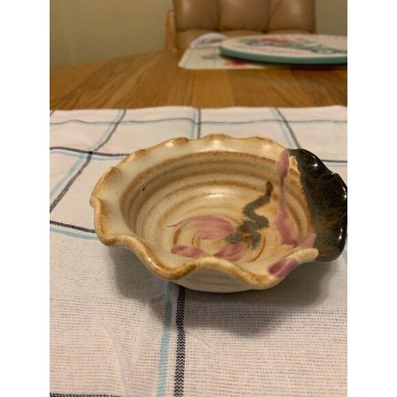 Handcrafted Ceramic Bowl With Floral Design & Scalloped Edges Signed - Picture 7 of 12